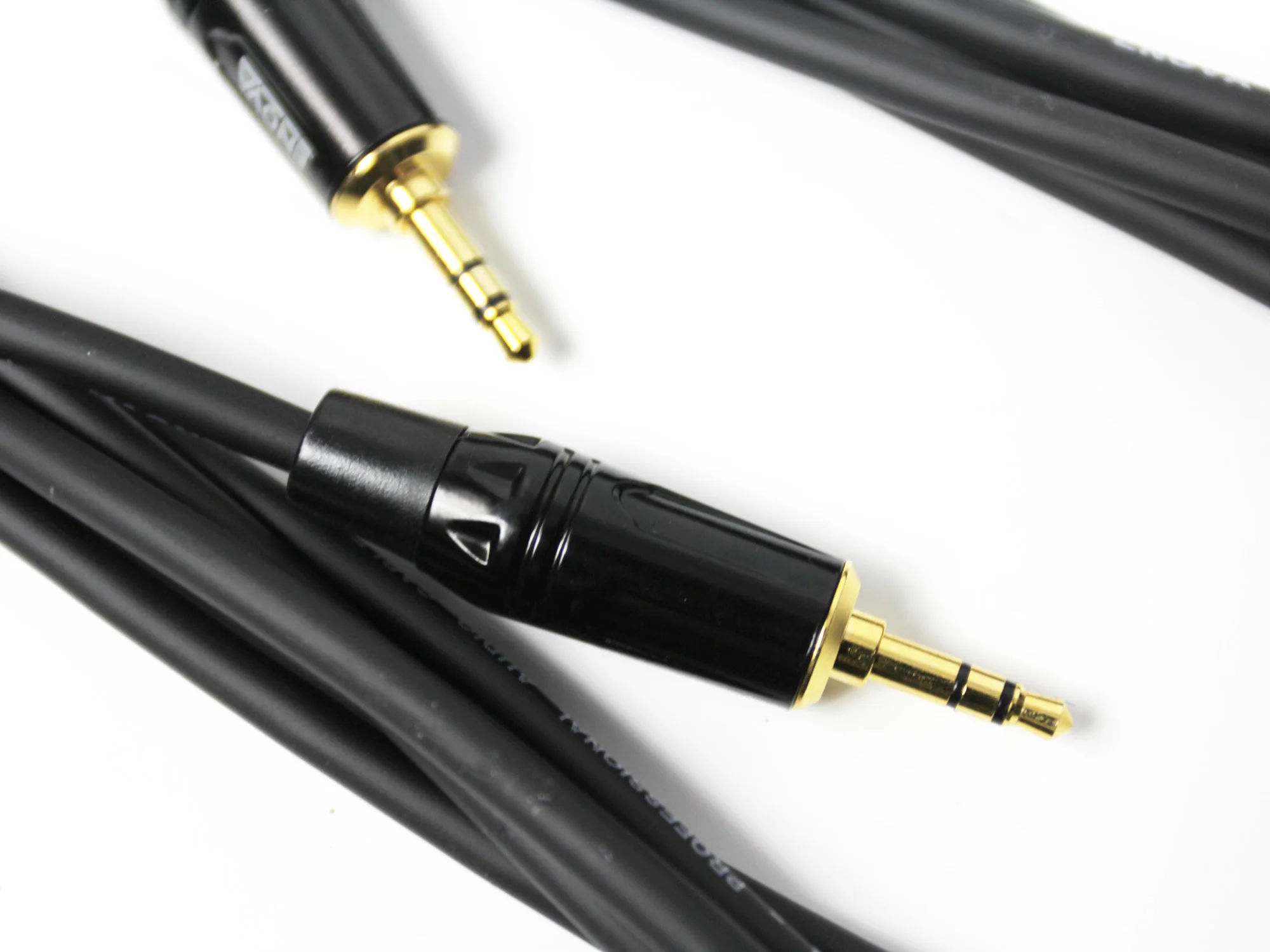 Enova PSMM3-3 Patch Cable - Image 4