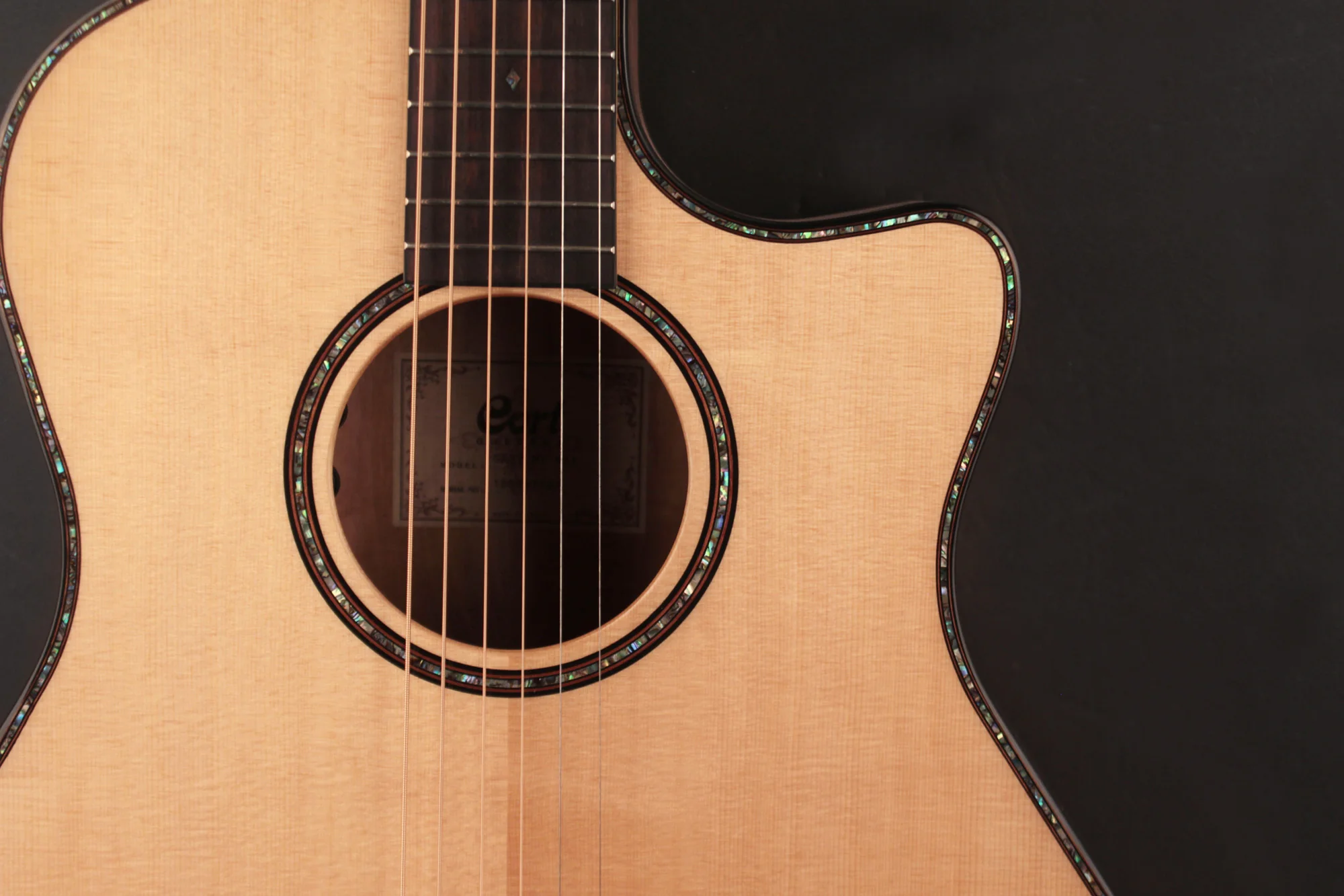Cort GA-MYBEVELNAT folk guitar, myrtlewood, natural - Image 3