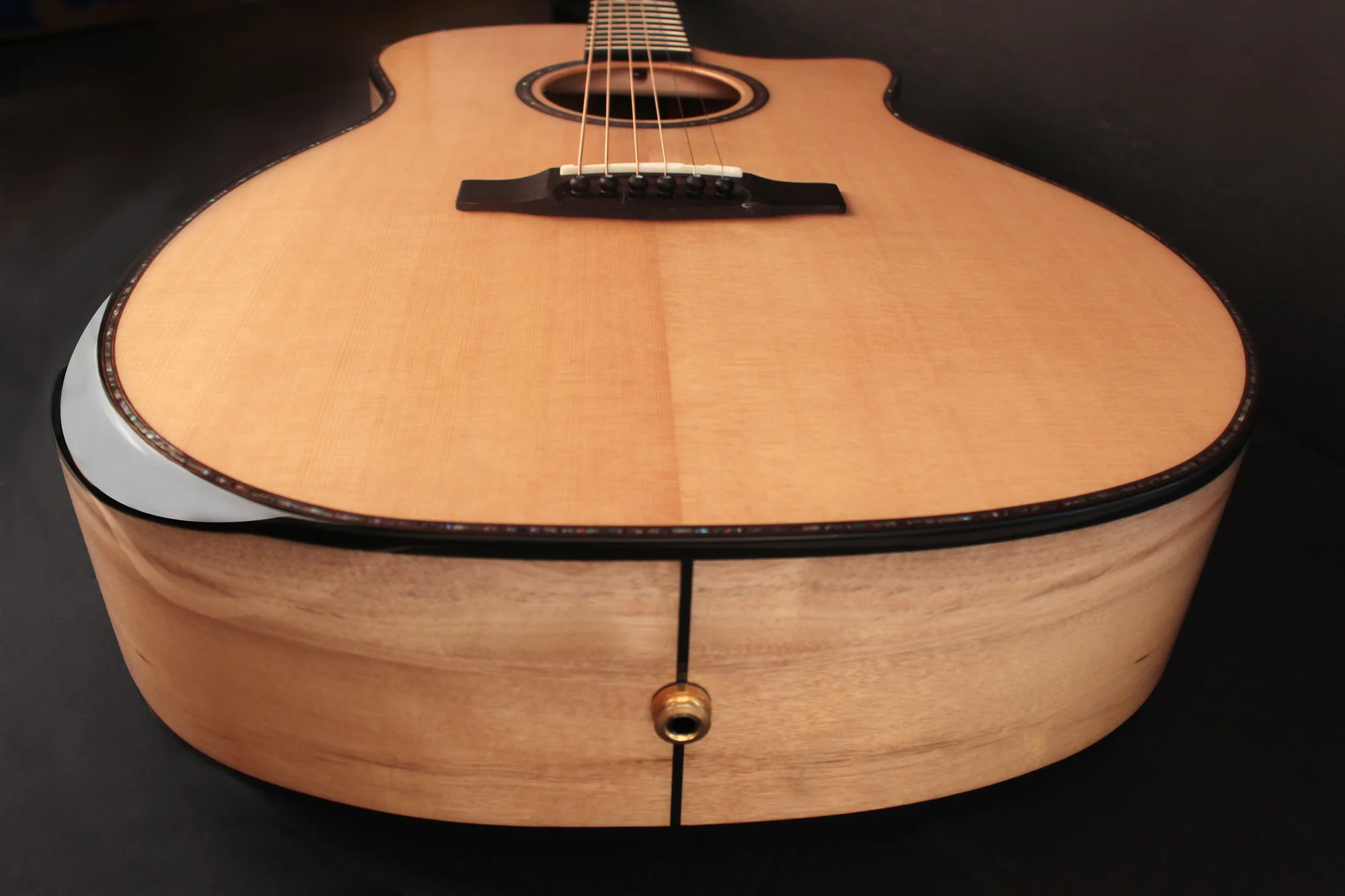 Cort GA-MYBEVELNAT folk guitar, myrtlewood, natural - Image 6