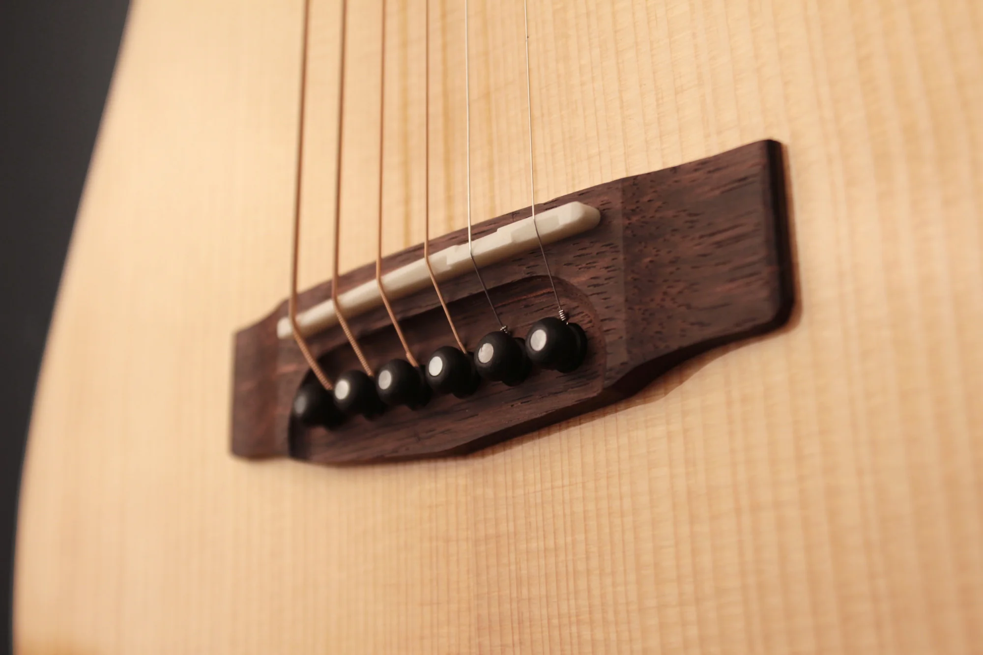 Cort Gold Mini Natural - Image 3