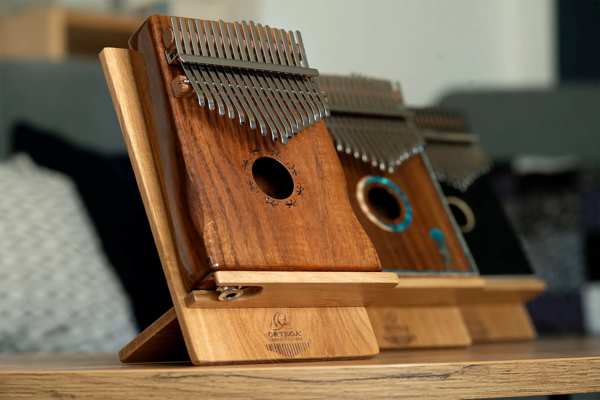 Ortega Kalimba Stand Oak - Image 5