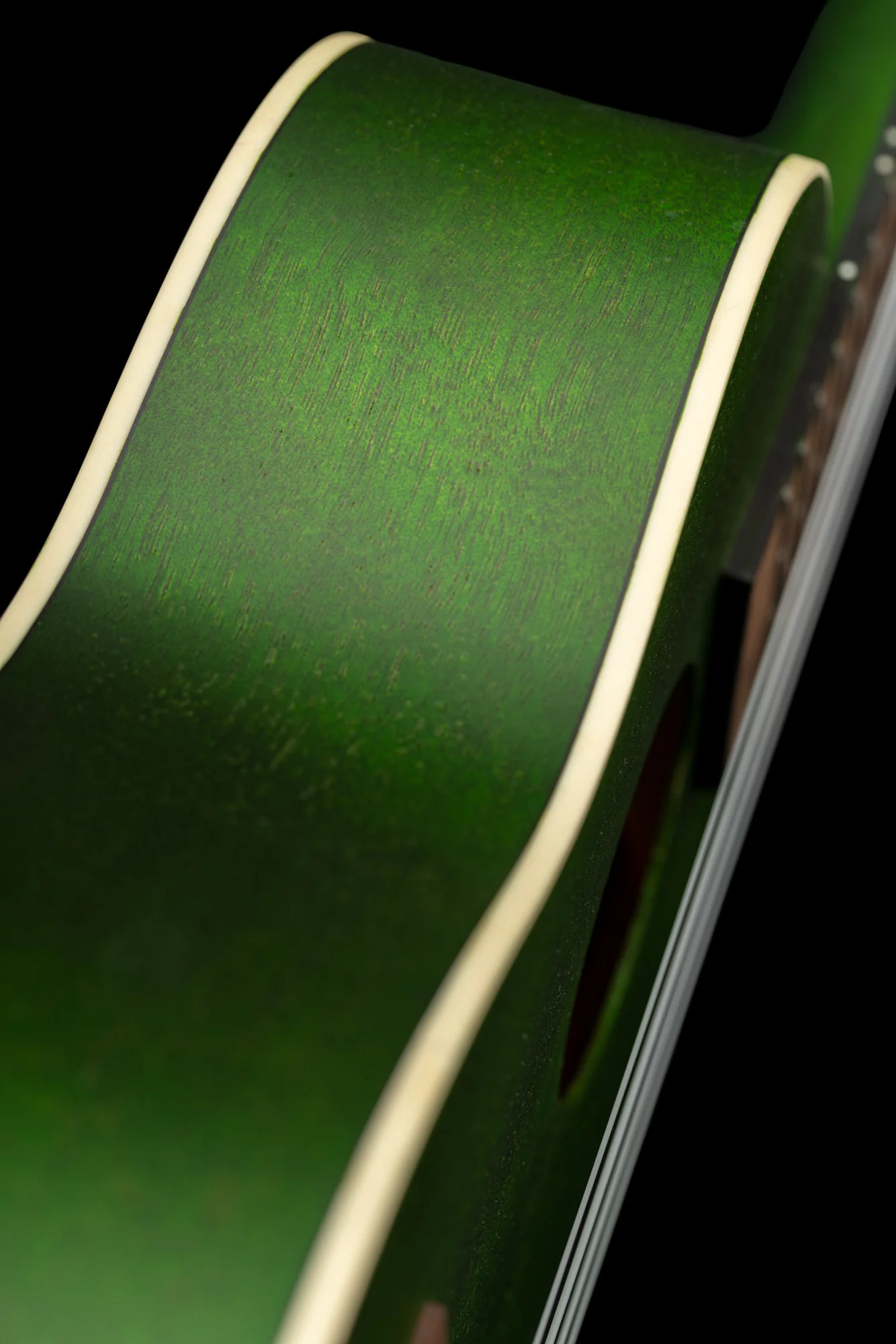 Ortega Okoume Green Concert Ukulele - Image 6