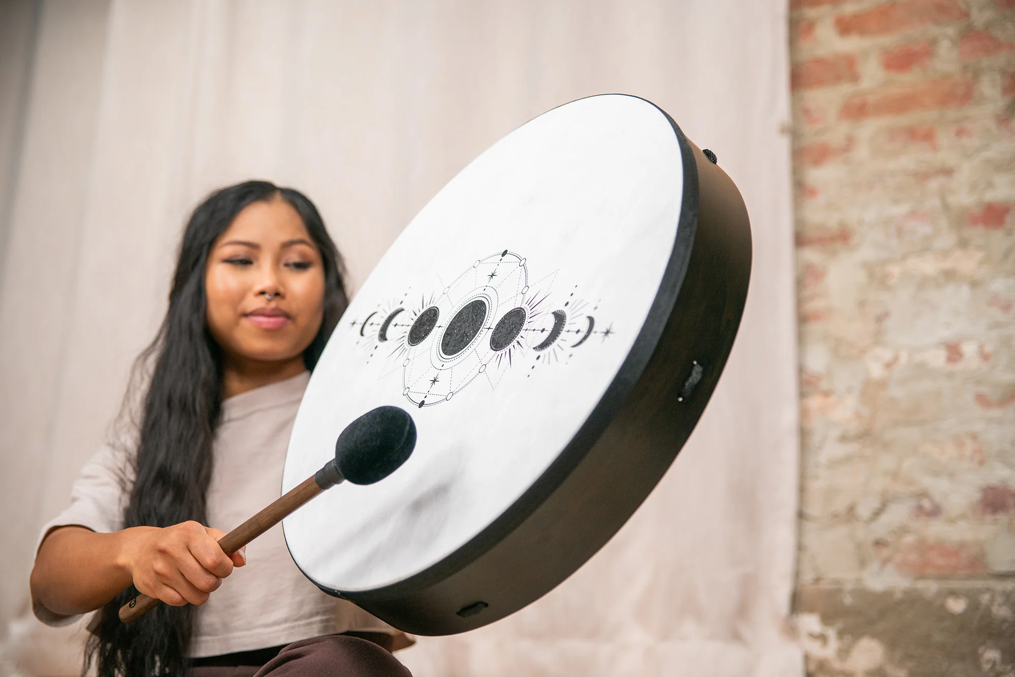Sonic Energy RD20DWB-SH Energy Ritual Drum 20" Moon Phases - Image 6