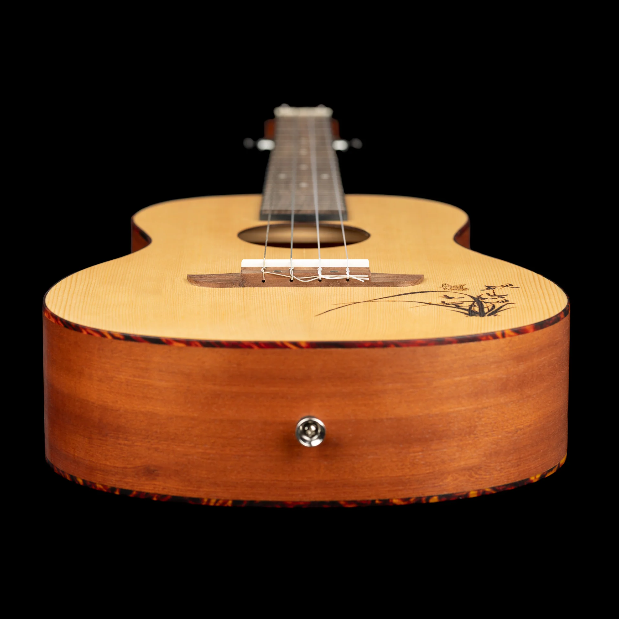Ortega Ukulele Baritone Spruce - Image 6